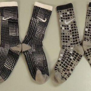 4 PAIRS NIKE YOUTH GIRLS SOCKS